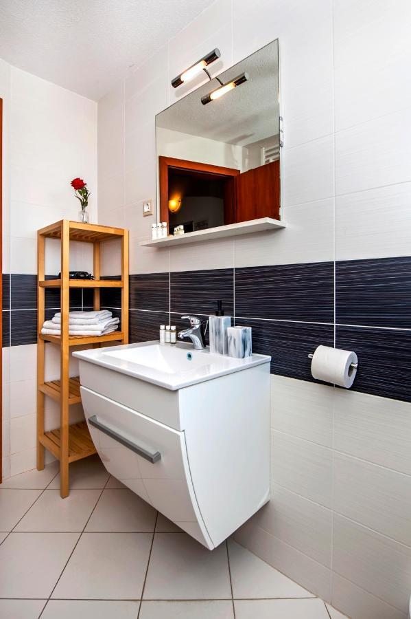 Apartments Vanda Rovinj Kültér fotó