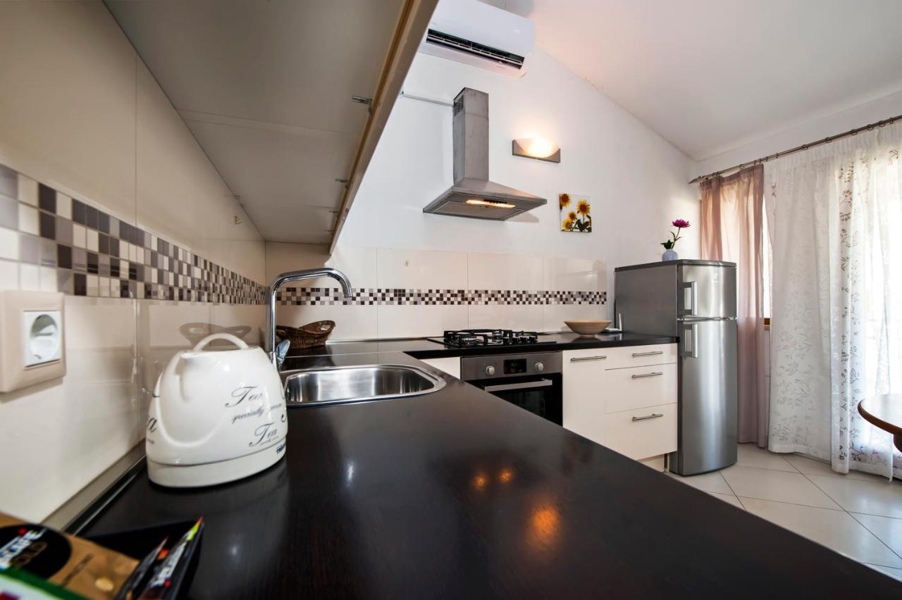 Apartments Vanda Rovinj Kültér fotó