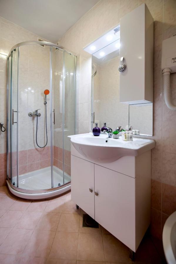 Apartments Vanda Rovinj Kültér fotó